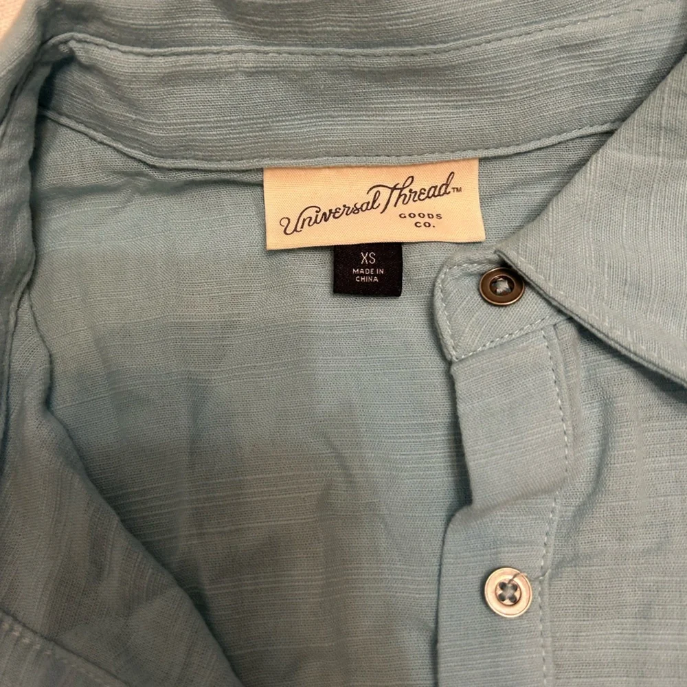 Blouse button down - Picture 2 of 2